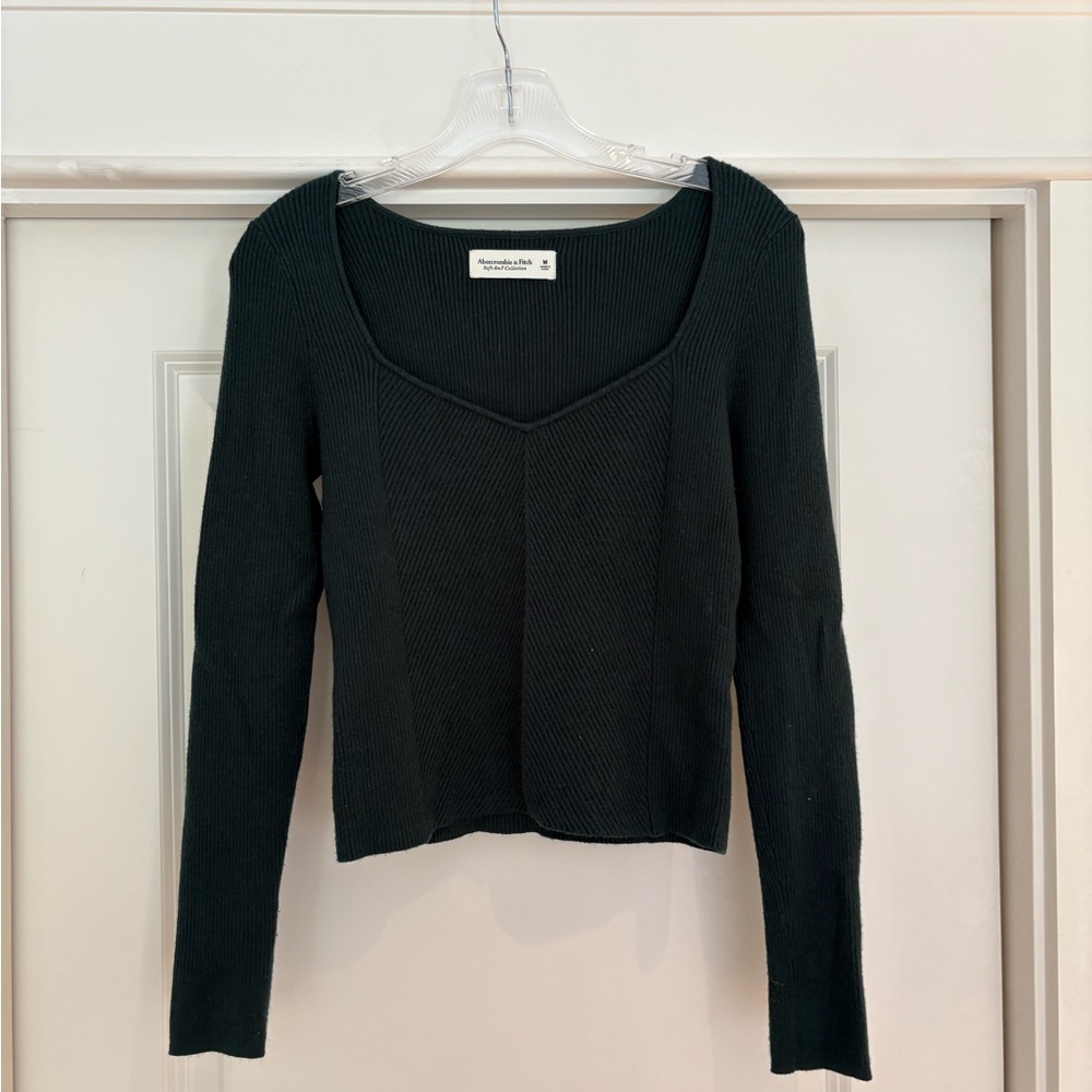 Abercrombie & Fitch Long Sleeve Sweater Top